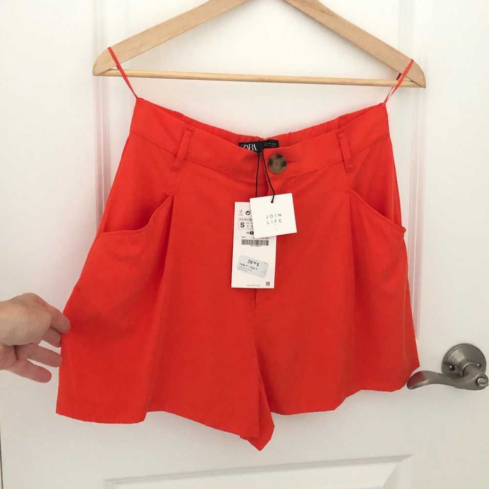 New with Tags Zara shorts - Coral - Size Small